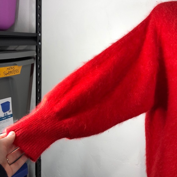 Keomi angora blend red sweater size large - Picture 4 of 9